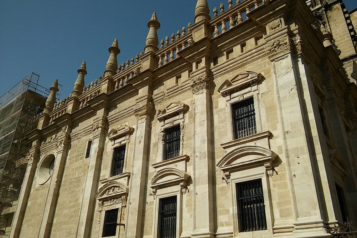 Aislamiento térmico exterior en rehabilitación de fachadas Tarragona Instalación de SATE en rehabilitación de fachadas Tarragona